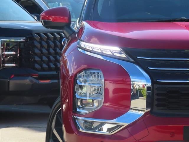 2022 Mitsubishi Outlander Exceed