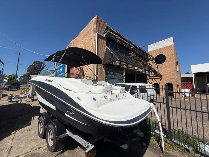 2004 Four Winns HORIZON 250