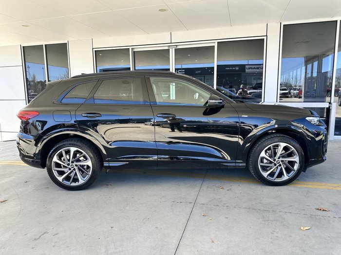 2025 Audi Q5 TFSI 150kW