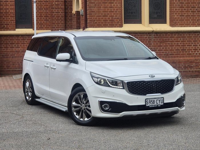 2017 Kia Carnival