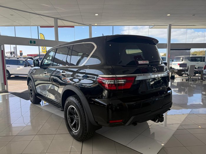 2026 Nissan Patrol Warrior Y62 MY26 4X4 Dual Range Black Obsidian