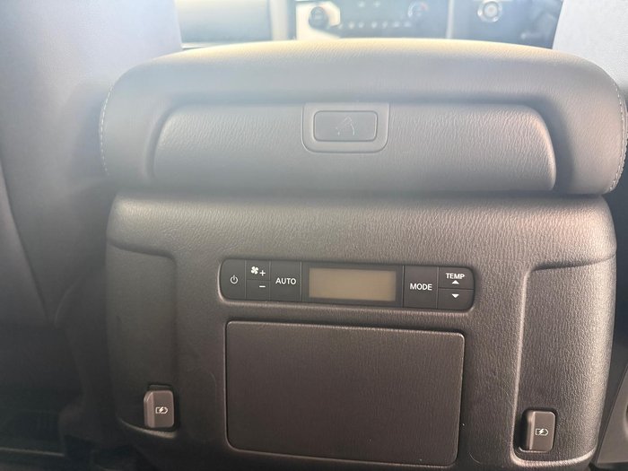 2026 Nissan Patrol Warrior Y62 MY26 4X4 Dual Range Black Obsidian