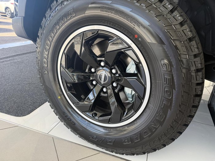 2026 Nissan Patrol Warrior Y62 MY26 4X4 Dual Range Black Obsidian
