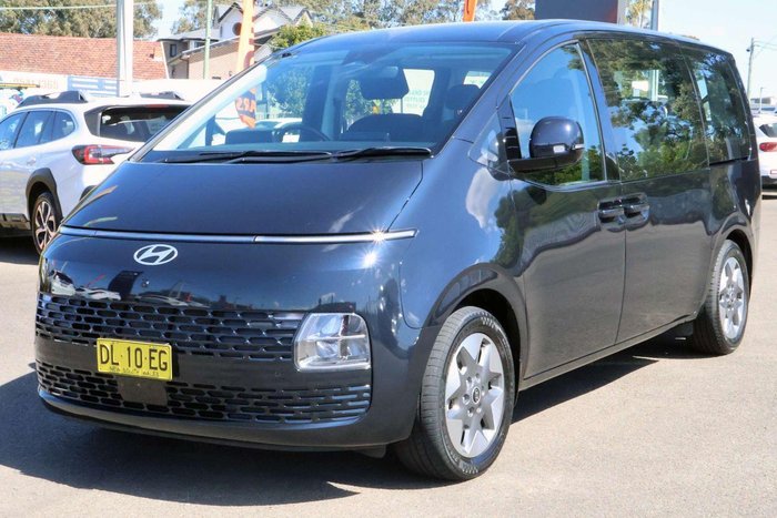 2024 Hyundai STARIA
