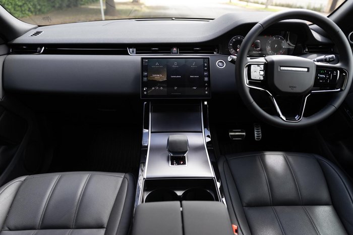 2026 Land Rover Range Rover Evoque P250 Dynamic SE