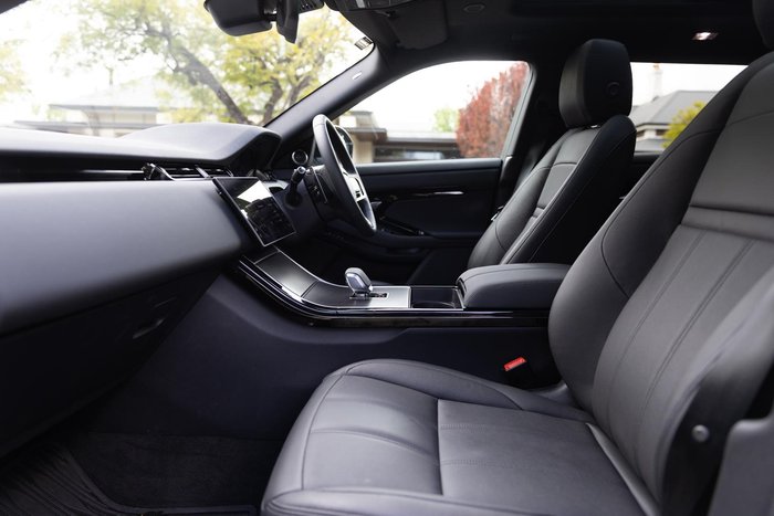 2026 Land Rover Range Rover Evoque P250 Dynamic SE