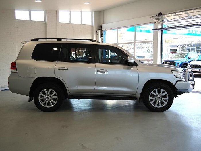 2021 Toyota Landcruiser VX