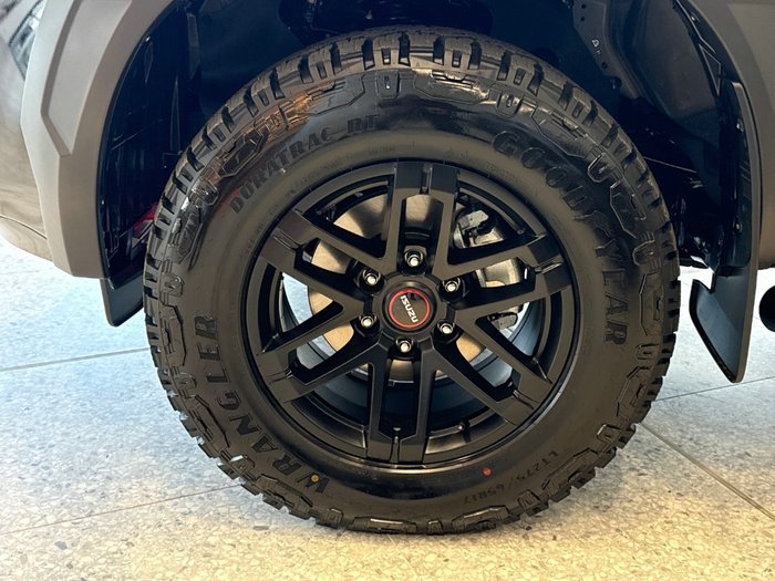 2026 Isuzu D-MAX BLADE