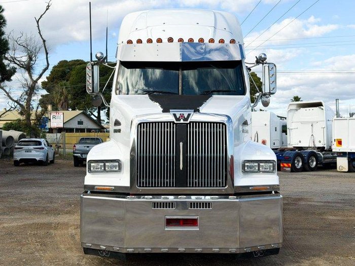 2019 Western Star 5800 Series 5864SS