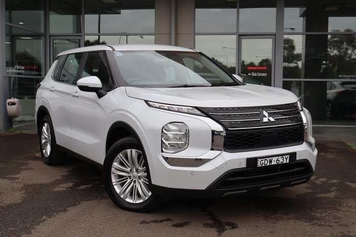 2024 Mitsubishi Outlander