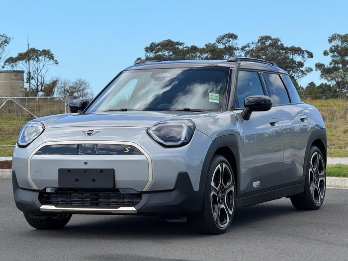 2026 MINI Aceman SE Favoured