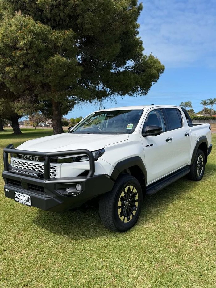 2025 Toyota Hilux