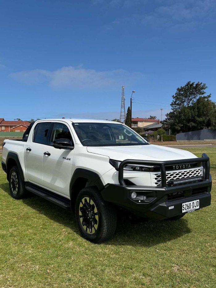 2025 Toyota Hilux