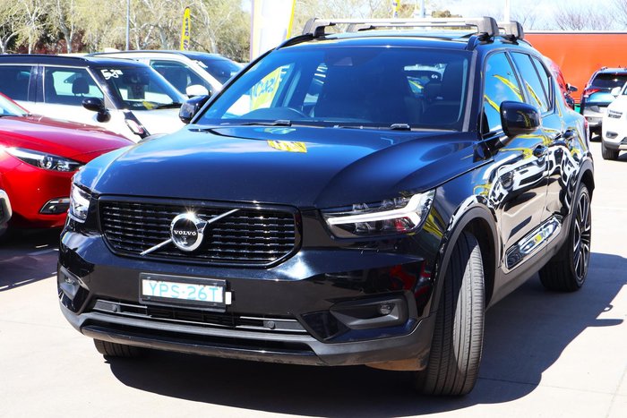 2021 Volvo XC40 T5 R-Design