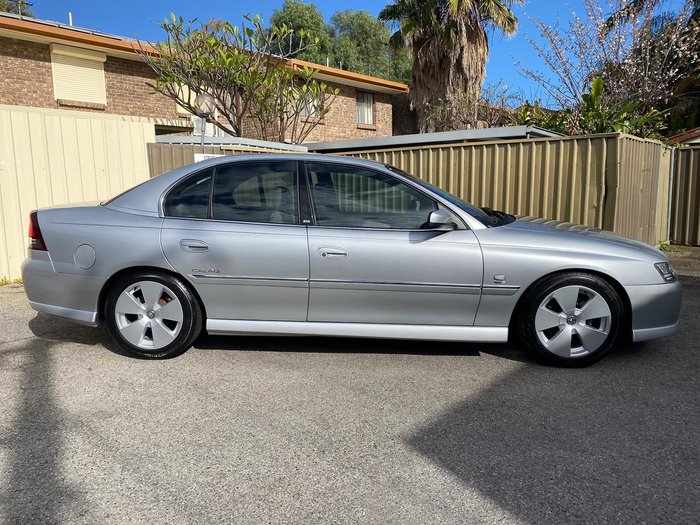 2005 Holden Calais