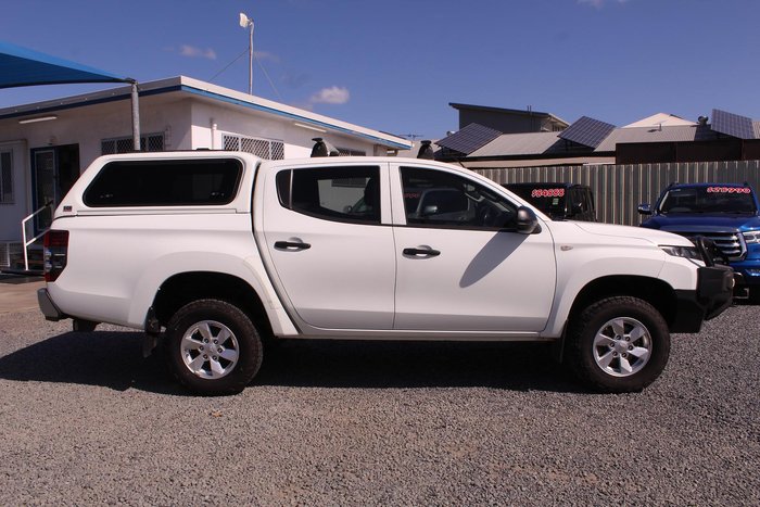 2019 Mitsubishi Triton GLX ADAS
