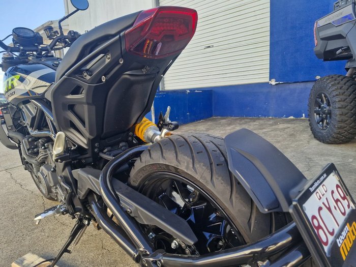 2025 Indian FTR Black and lime
