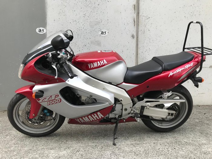 1999 Yamaha YZF1000R - Thunderace