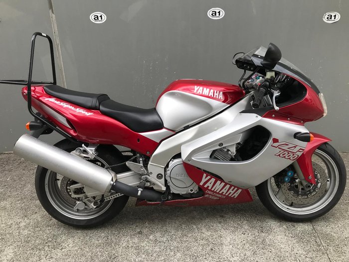 1999 Yamaha YZF1000R - Thunderace