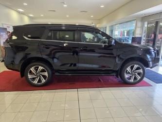 2026 Isuzu MU-X LS-T