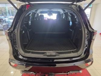 2026 Isuzu MU-X LS-T