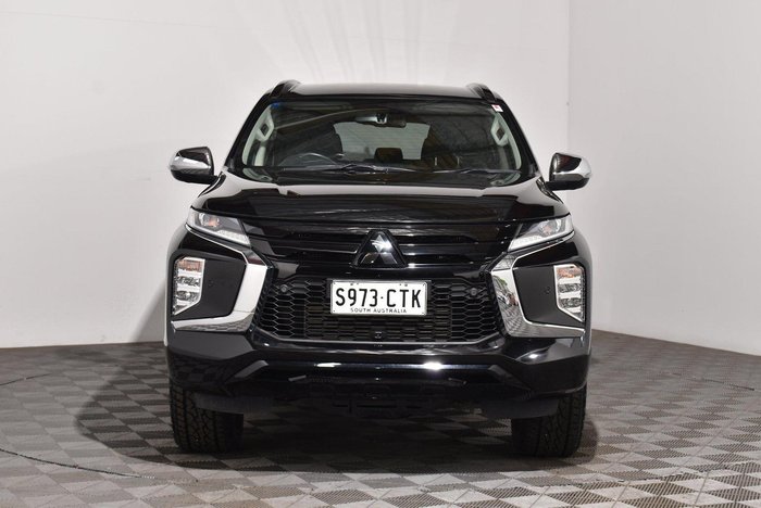 2022 Mitsubishi Pajero Sport GSR