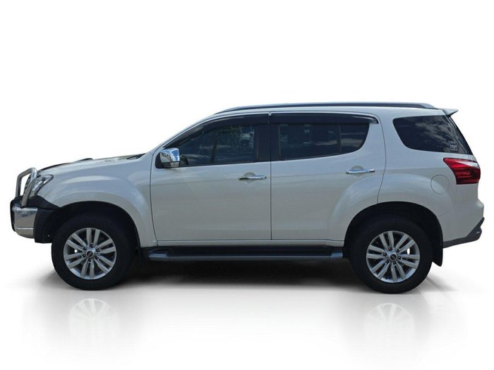 2017 Isuzu MU-X LS-T
