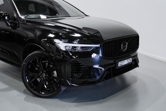 2024 Volvo XC60 Recharge T8 Black Edition Plug-In Hybrid