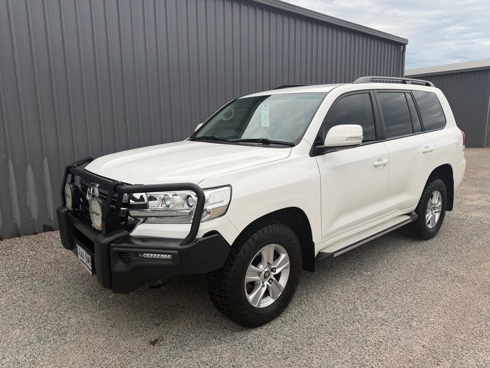 2016 Toyota Landcruiser