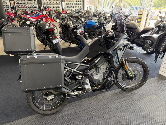 2025 CFMOTO