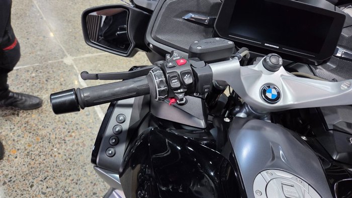 2023 BMW Motorrad R 1250 RT BLACK STORM METALLIC