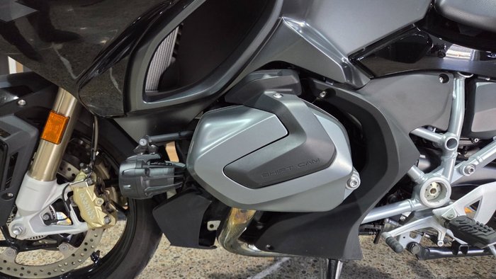 2023 BMW Motorrad R 1250 RT BLACK STORM METALLIC