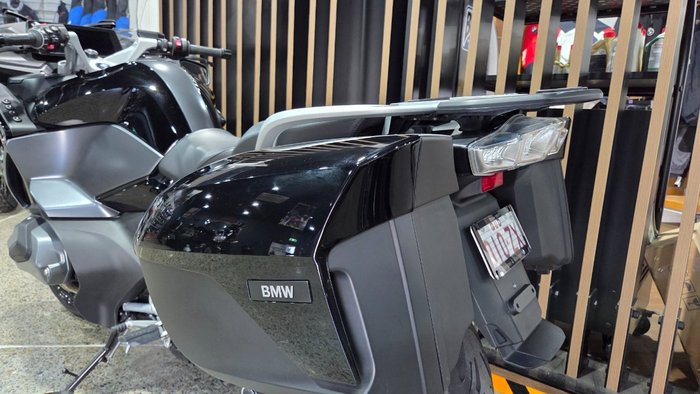 2023 BMW Motorrad R 1250 RT BLACK STORM METALLIC