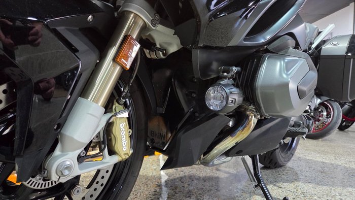 2023 BMW Motorrad R 1250 RT BLACK STORM METALLIC