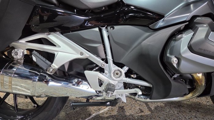 2023 BMW Motorrad R 1250 RT BLACK STORM METALLIC