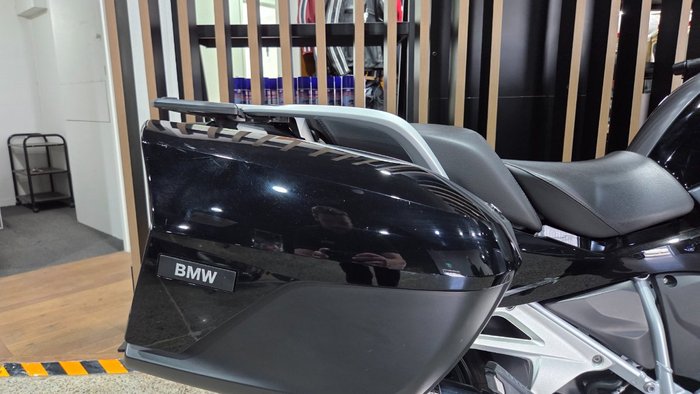 2023 BMW Motorrad R 1250 RT BLACK STORM METALLIC