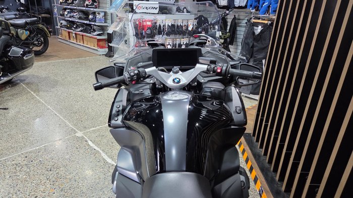 2023 BMW Motorrad R 1250 RT BLACK STORM METALLIC