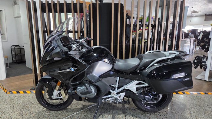 2023 BMW Motorrad R 1250 RT BLACK STORM METALLIC