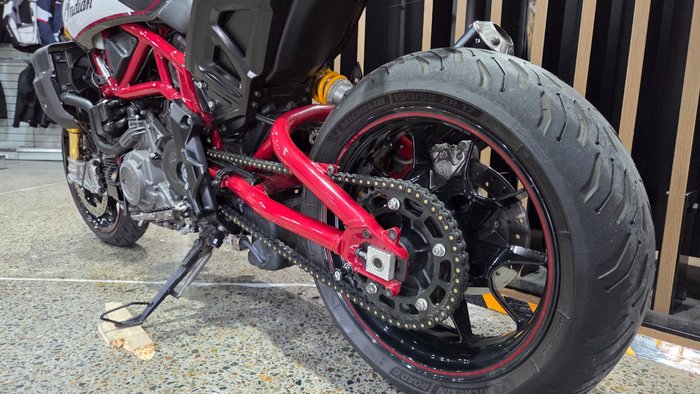2022 Indian FTR R 1200 CARBON Black