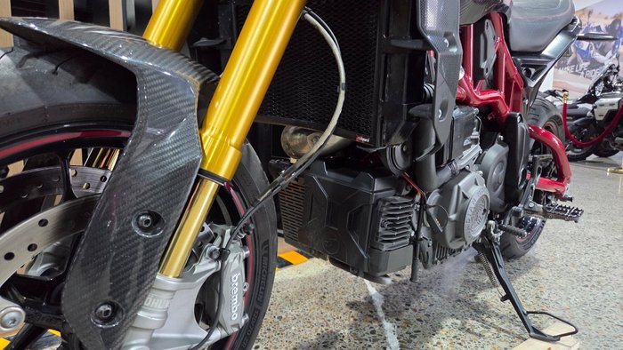 2022 Indian FTR R 1200 CARBON Black