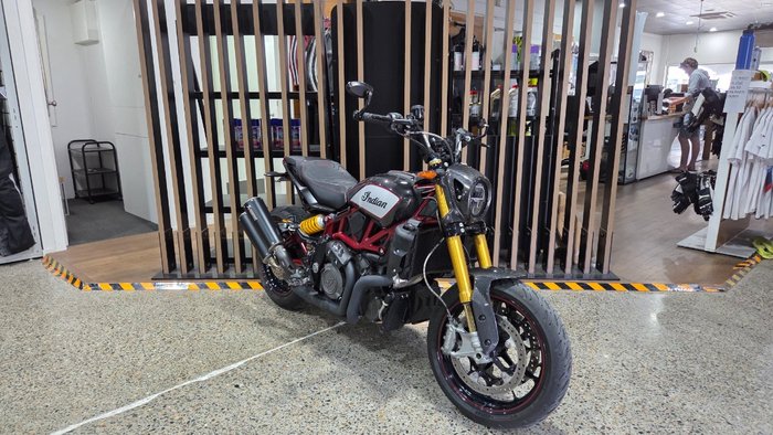 2022 Indian FTR R 1200 CARBON Black