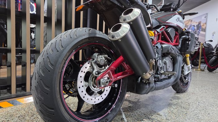 2022 Indian FTR R 1200 CARBON Black