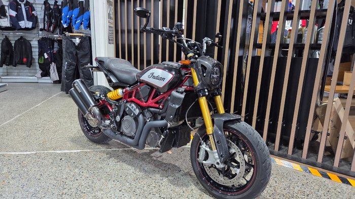 2022 Indian FTR R 1200 CARBON Black