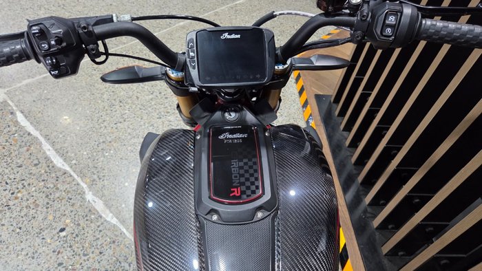 2022 Indian FTR R 1200 CARBON Black