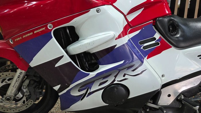 1995 Honda CBR1000F RED/WHITE