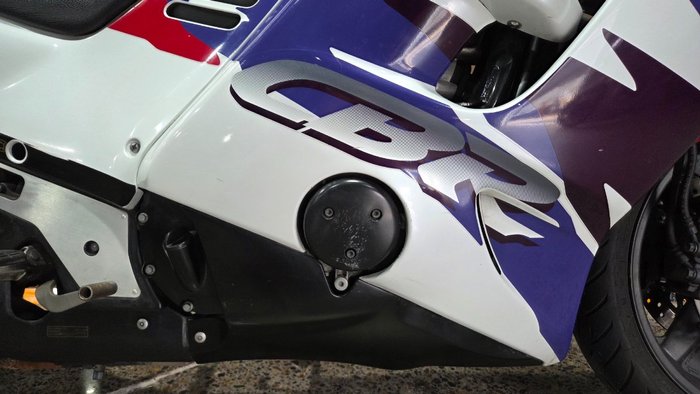 1995 Honda CBR1000F RED/WHITE