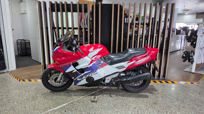 1995 Honda CBR1000F RED/WHITE