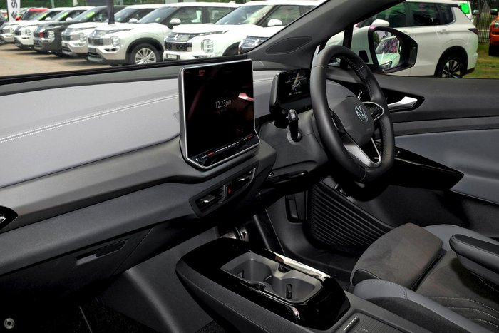 2025 Volkswagen ID.4 Pro