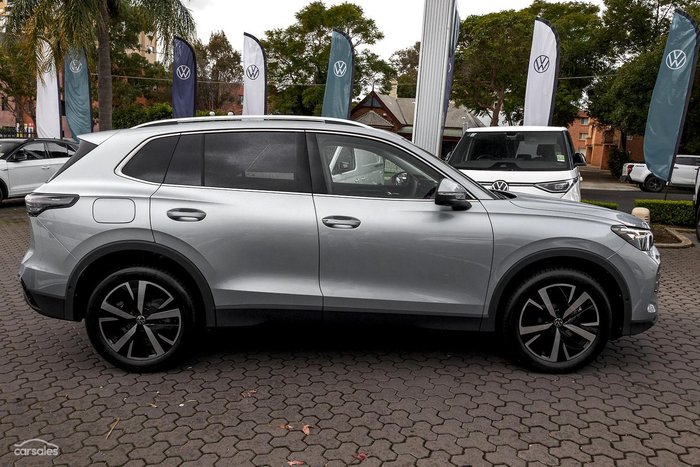 2026 Volkswagen Tiguan 150TSI eHybrid Elegance