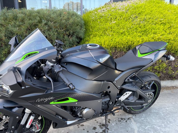 2018 Kawasaki NINJA ZX-10R SE Black